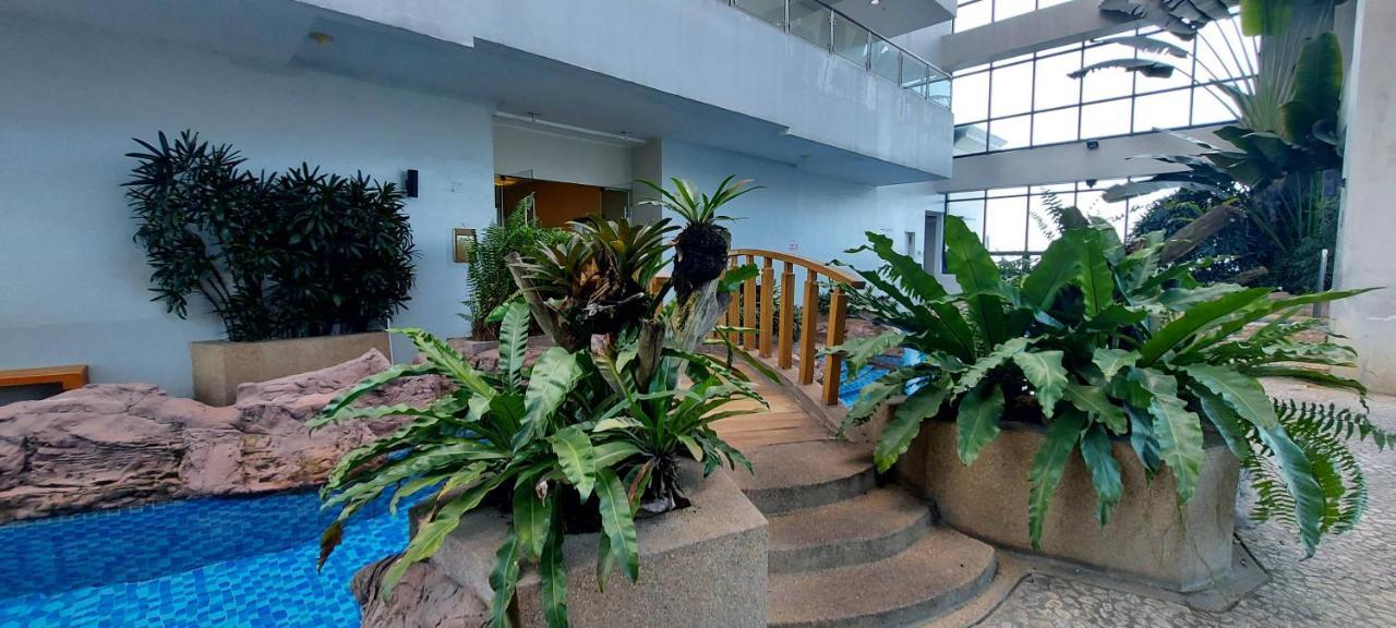 Spacious Studios Mandaluyong Exterior photo