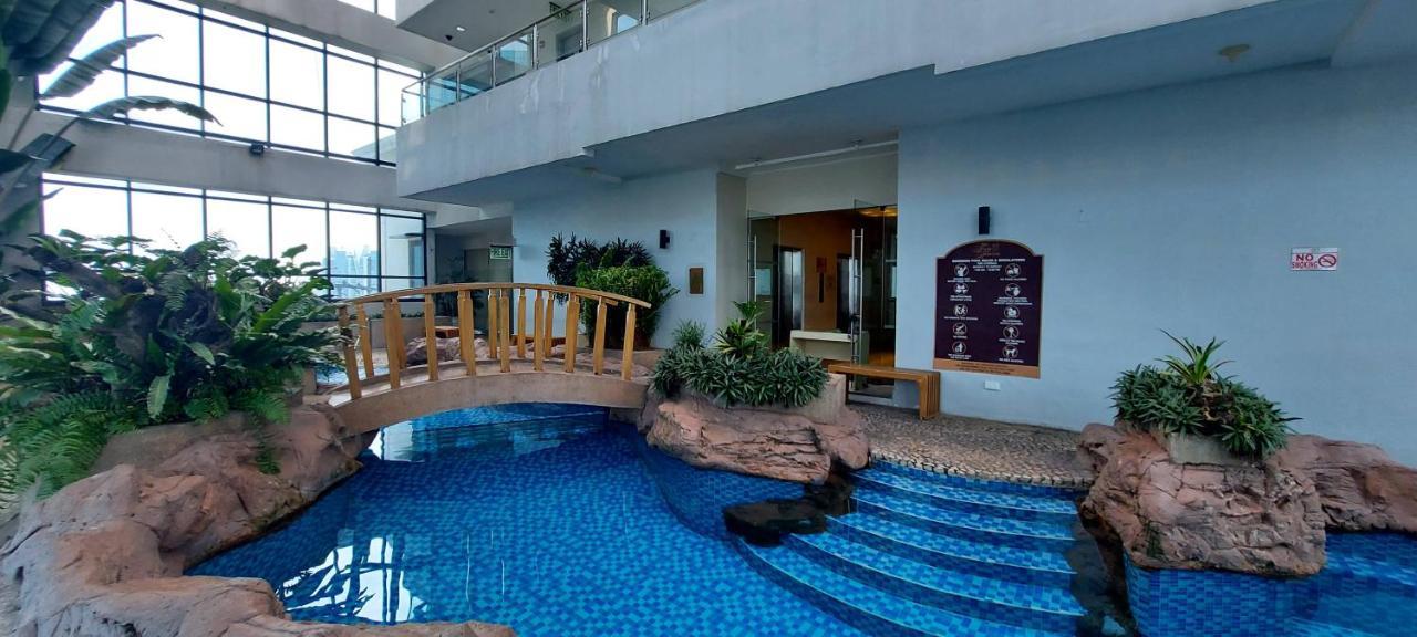 Spacious Studios Mandaluyong Exterior photo