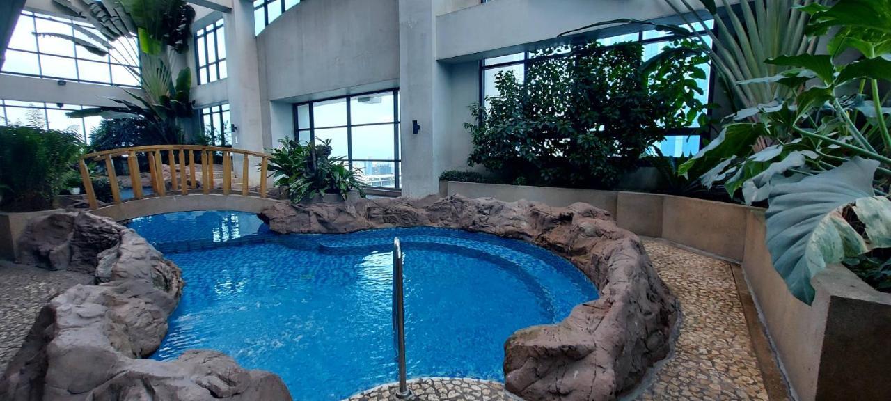 Spacious Studios Mandaluyong Exterior photo