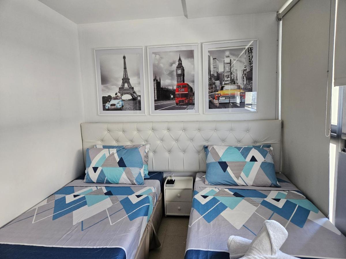 Spacious Studios Mandaluyong Exterior photo