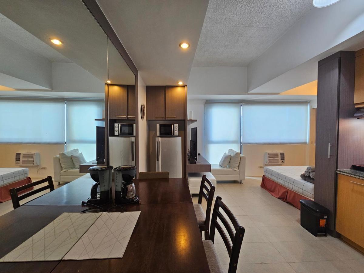 Spacious Studios Mandaluyong Exterior photo