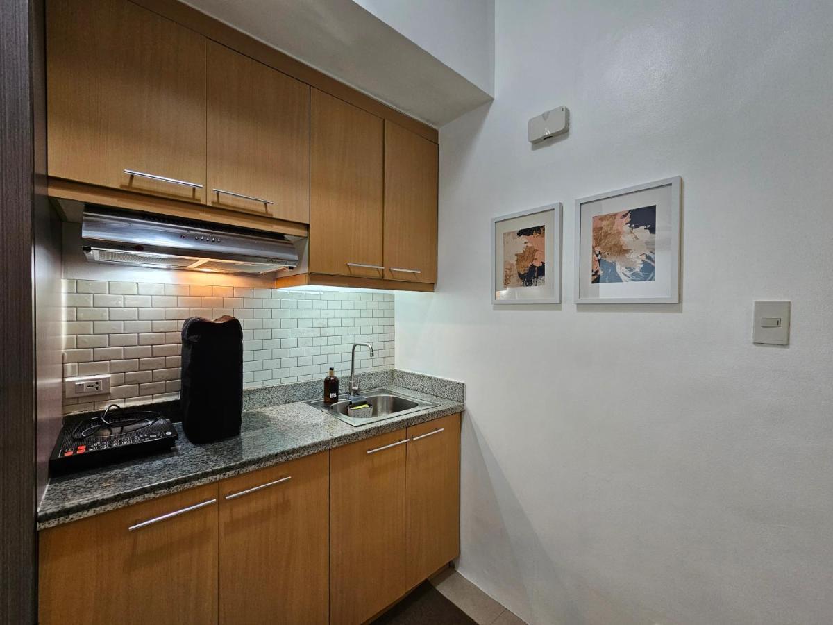 Spacious Studios Mandaluyong Exterior photo