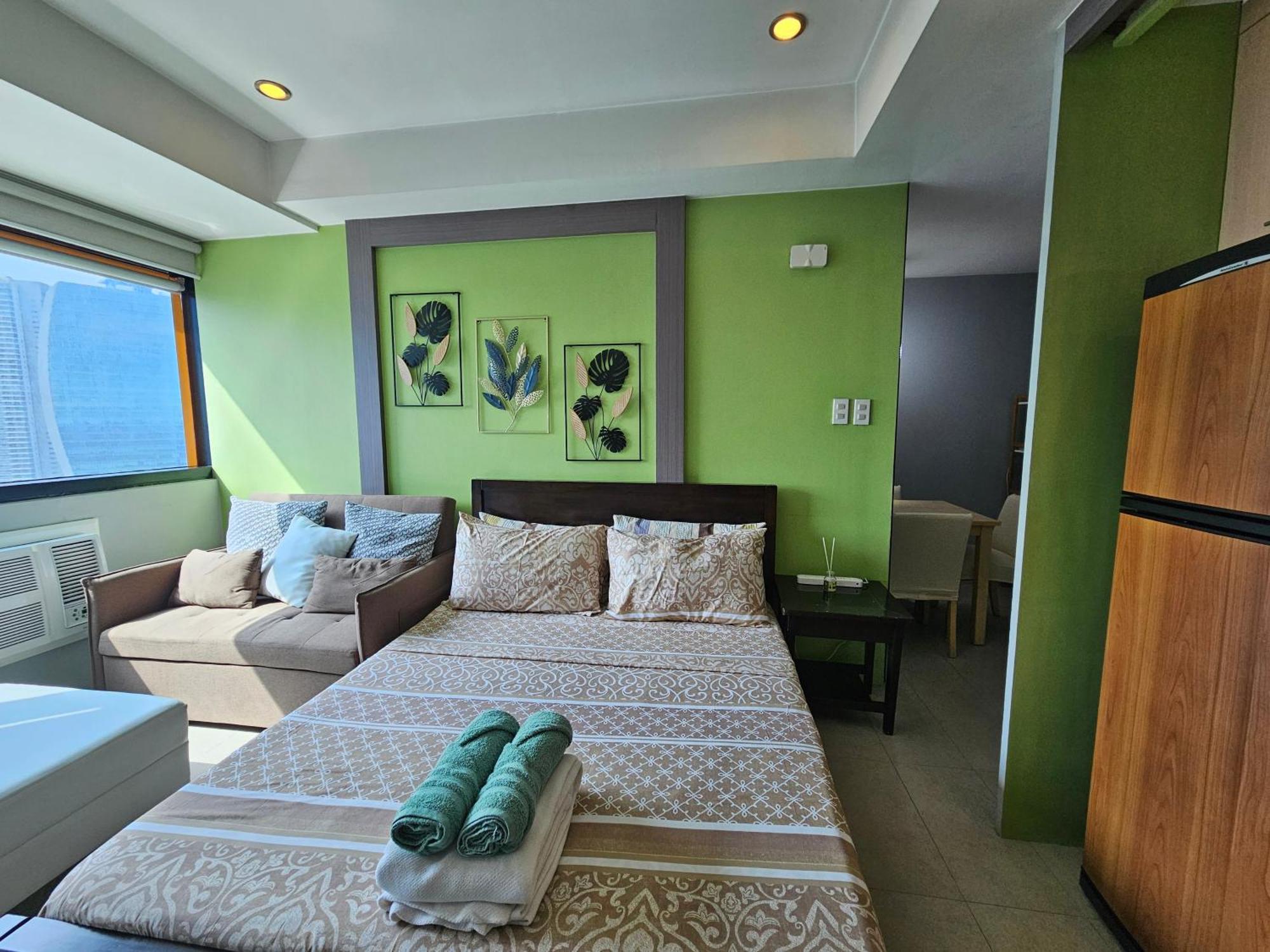 Spacious Studios Mandaluyong Exterior photo